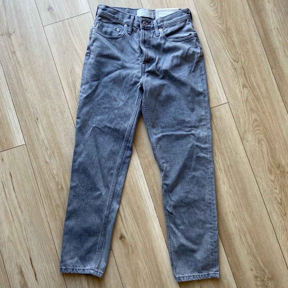 Everlane The 90s Cheeky Jean Acid Washed Grey Ankle Crop High Rise NWT - Picture 3 of 5